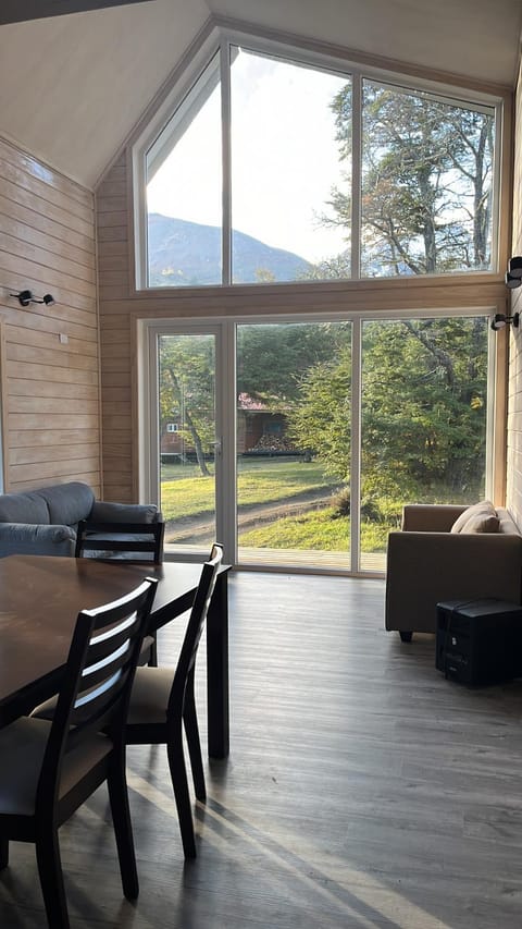 Living room, Seating area, Dining area, Mountain view