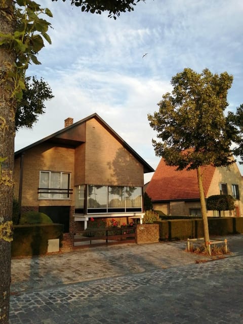 Vakantiehuis Bloemmolenkaai House in Flanders