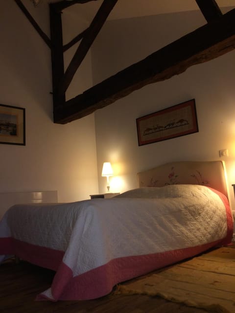 ensemble de deux chambres pour famille Bed and Breakfast in Figeac