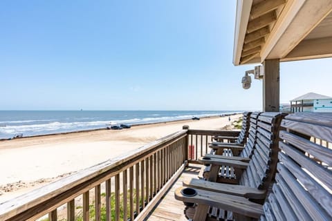 The Shore House home House in Bolivar Peninsula