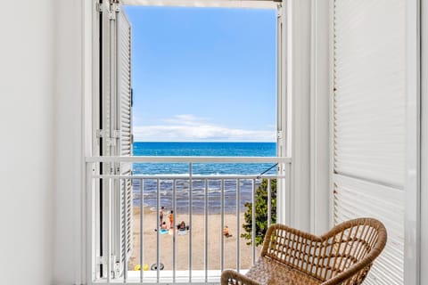 View (from property/room), Balcony/Terrace, Sea view