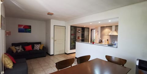 Dining area, kitchen