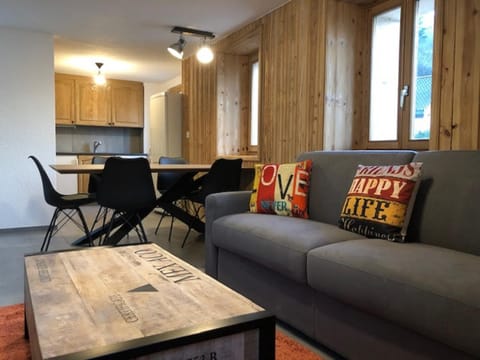 The Rock House Apartment in Sion