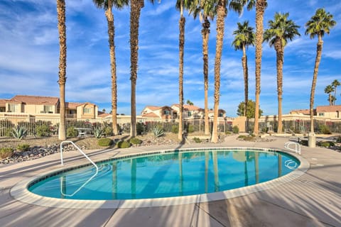 Country Club Condo with Pool and Hot Tub Access! Condo in Indian Wells