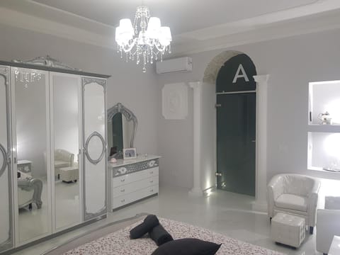 Living room, Bedroom