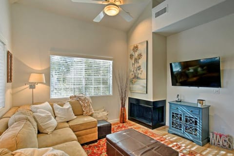 Scottsdale Condo with Pool and Patio, 5 Mi to Old Town Apartment in McCormick Ranch