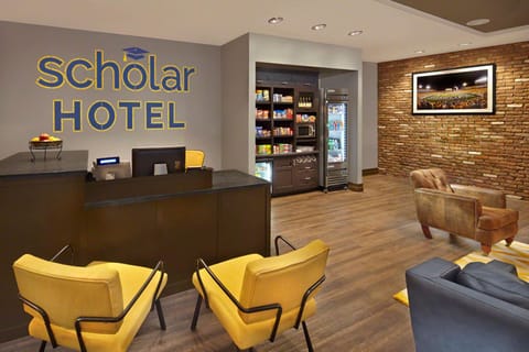 Scholar Morgantown, Tapestry Collection by Hilton Hotel in Morgantown