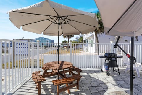 Good Day Sunshine by Pristine Properties Vacation Rentals Condo in Mexico Beach