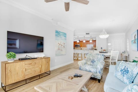 Emerald Grande W222- Rexford's BEACH Retreat Apartment in Okaloosa Island