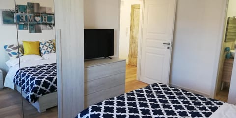 TV and multimedia, Bedroom