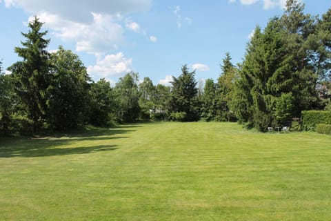 Hotel Höfler B&B Übernachtung mit Frühstück in Fürth