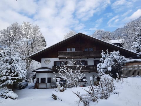 Property building, Winter