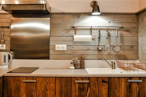 Kitchen or kitchenette, stove