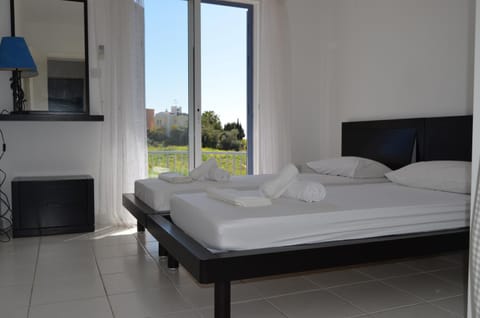 Verne Place Apartment in Peyia