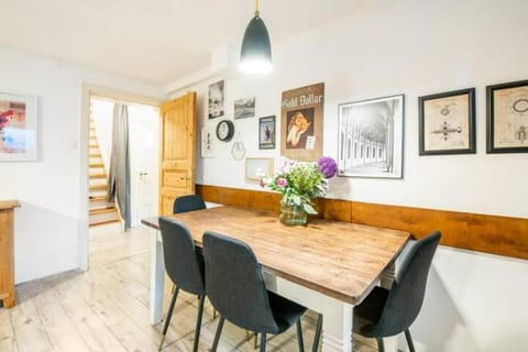 Gemütliche 3-ZKB WC SouterrainWohnung in Bestlage Apartment in Hamburg