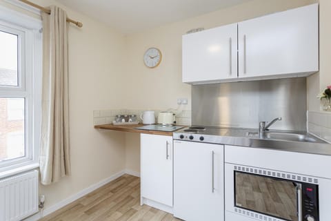 Blackberry - Stylish Self-Contained Flats in Soton City Centre Apartment in Southampton