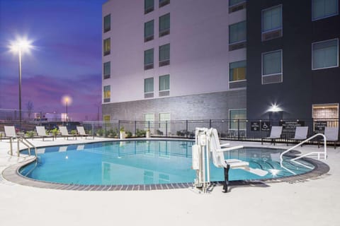 Homewood Suites by Hilton DFW Airport South, TX Hotel in Euless