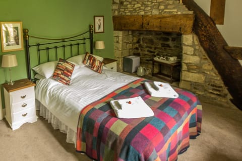 Lower House B&B Adforton Bed and Breakfast in Wales