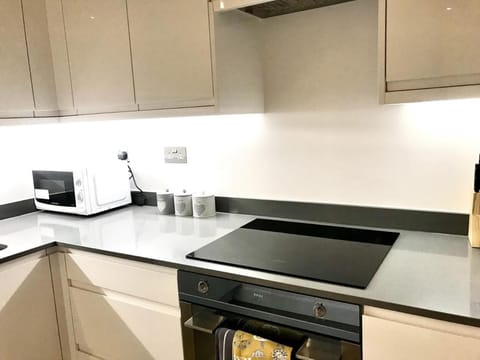 Maplewood luxurious one-bed flat with free parking Alojamiento y desayuno in St Albans