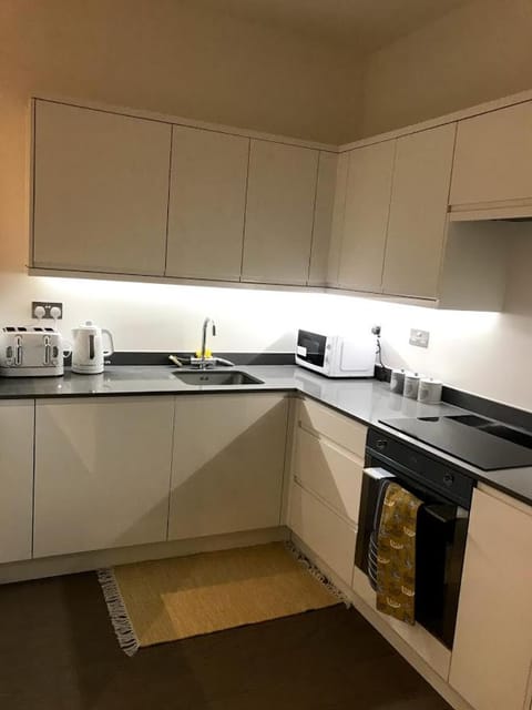Maplewood luxurious one-bed flat with free parking Alojamiento y desayuno in St Albans