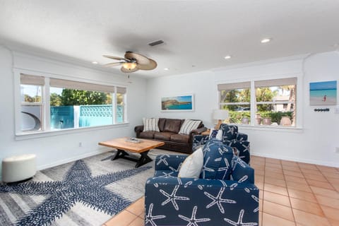 Seagrass Escape - Monthly Beach Rental home Casa in Clearwater Beach