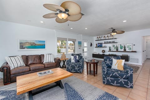 Seagrass Escape - Monthly Beach Rental home Casa in Clearwater Beach