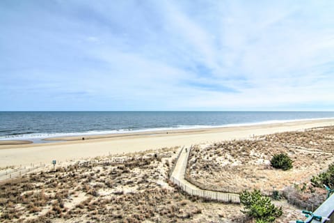 Beachfront Ocean City Condo with 2 Balconies and Views Apartment in Ocean City