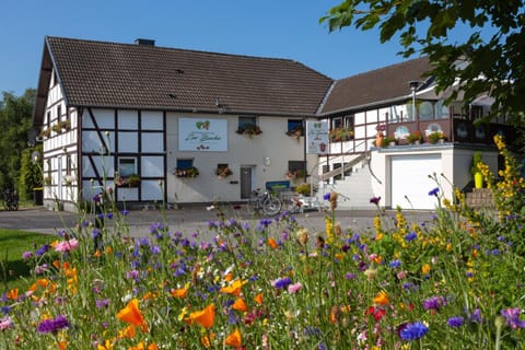 Venngasthof Zur Buche Hotel in Monschau
