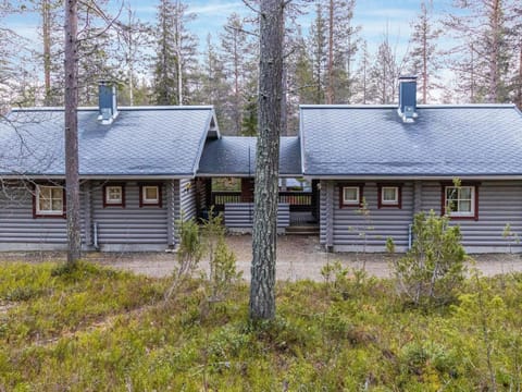 Holiday Home Ylläksen tunturihonkamaja 5 by Interhome House in Norrbotten County, Sweden