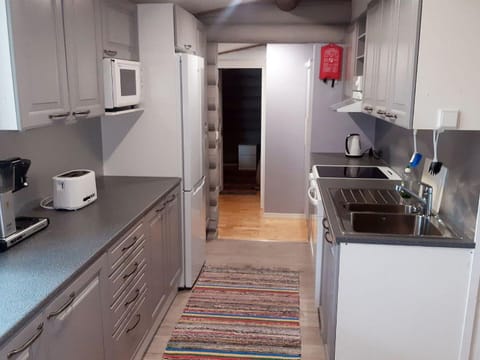 Holiday Home Vahtamantie 8 b by Interhome House in Lapland