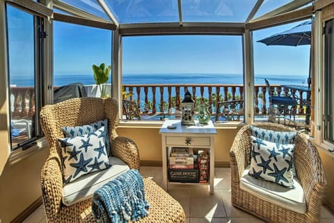 Lux Oceanfront Villa With Breathtaking Views Villa in Avalon