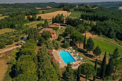 Balcony/Terrace, Mountain view, Swimming pool