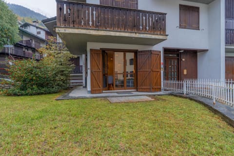 CASA JULIE - Accogliente rifugio nella quiete - COUR 0157 Apartment in Courmayeur