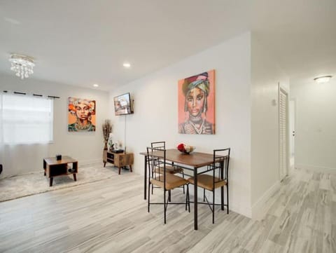 Modern Bayshore Home 46 Apartment in Tampa