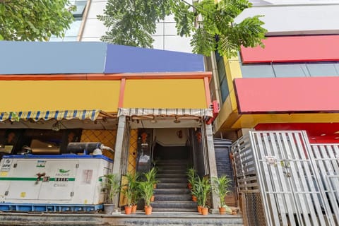 Collection O Vijaya Lakshmi Residency Near Ragigudda Sri Prasanna Anjaneyaswamy Temple Hotel in Bengaluru