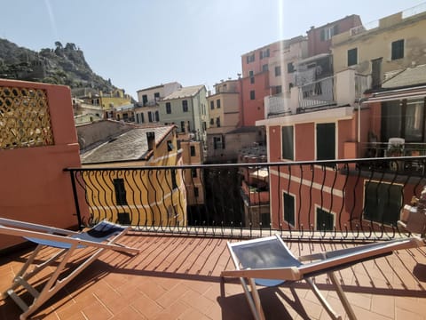 SeaBreeze Vernazza Apartment in Vernazza