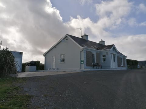 Atlantic Way Farmhouse House in County Clare