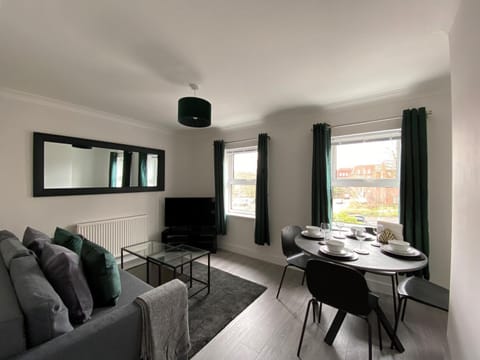 Saffron Court by Wycombe Apartments - Apt 12 Appartamento in High Wycombe