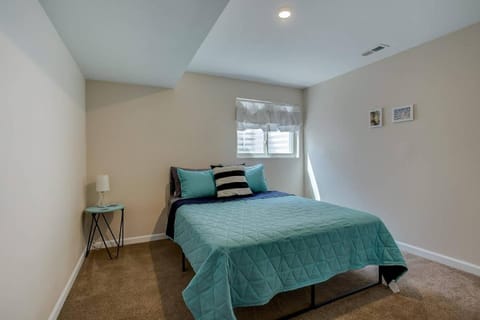 Bright & Private 2-Bedroom 1100-sqft COS Apartment Copropriété in Colorado Springs
