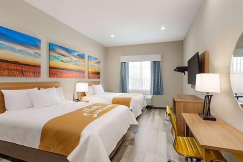 Days Inn & Suites by Wyndham Greater Tomball Hotel in Tomball