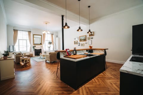 Kitchen or kitchenette, Living room, Dining area