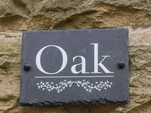 Oak Cottage House in Sheffield