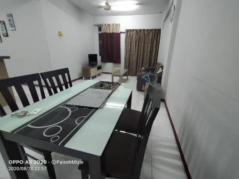 Mizie's Homestay PD Perdana Condo Resort Apartamento in Port Dickson