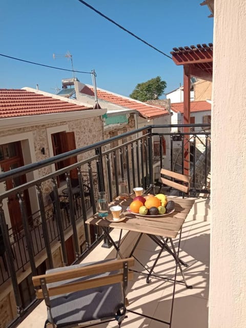 Stylish home - comfortable holidays near the beach. Apartment in Panormos in Rethymno