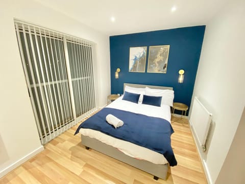 Large 5-Bed city centre townhouse with secure parking House in Salford