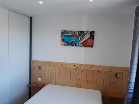 Auron - 2 à 4 personnes - grand appartement - 1 chambre - calme et vue sur les pistes Appartement in Saint-Étienne-de-Tinée