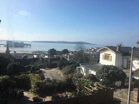 Neighbourhood, Sea view, Street view