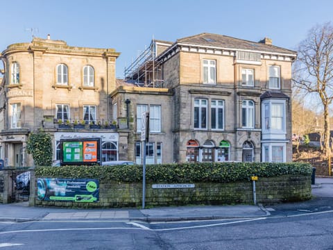 The Rooftop Apartment in High Peak District