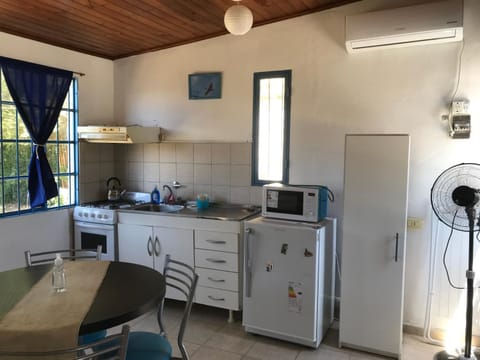 La Casa Azul: tranquilidad y esparcimiento en un entorno natural House in Chascomús