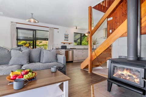 Splendour on Spencer - Lake Tarawera Holiday Home Casa in Rotorua